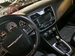 كرايسلر 200